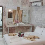 Paco's Flats Aparthotel 4*