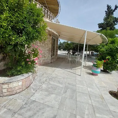Paco's Flats Aparthotel 4*