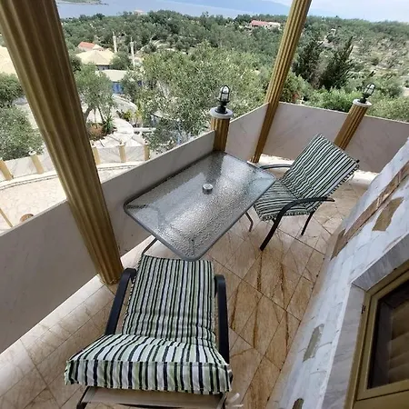 Paco's Flats Lejlighedshotel