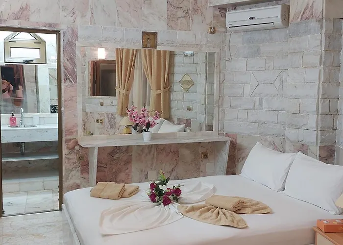 Paco's Flats شقة فندقية 4*