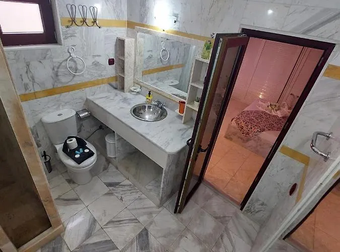 Paco's Flats شقة فندقية 4*