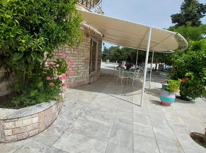 Paco's Flats شقة فندقية 4*