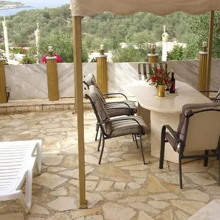 Aparthotel Paco's Flats