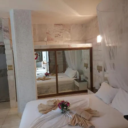 Lejlighedshotel Paco's Flats 4*