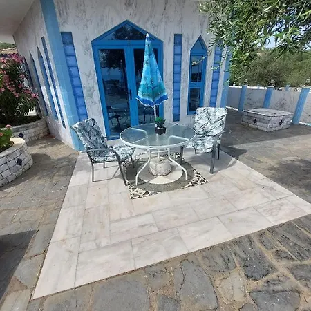 Paco's Flats 4* Gaios