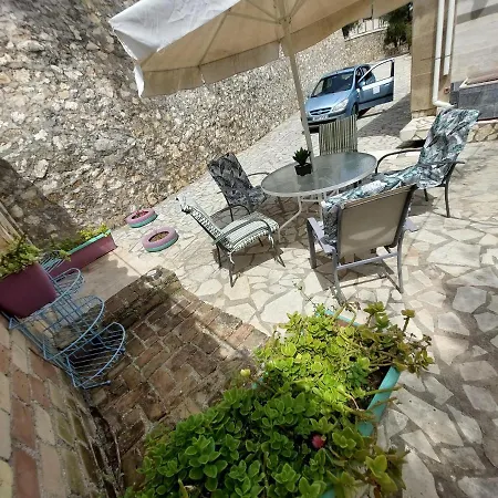 Aparthotel Paco's Flats