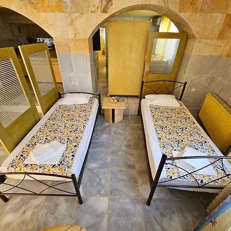 Paco's Flats 3* Gaios